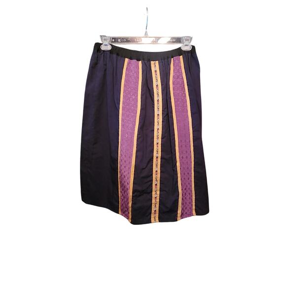 2 Piece Tunic and Skirt Set - Picture 2 of 3